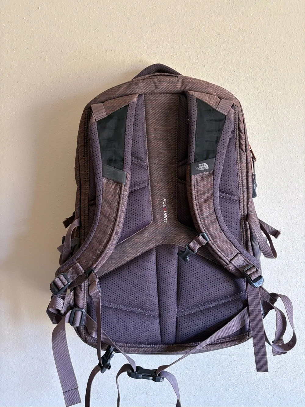 The North Face Borealis 27L Rabbit Grey Copper Melange Hiking Commuter Daypack